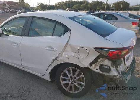 2018 Mazda Mazda3 Sport z USA, uszkodzony, nr VIN 3MZBN1U7XJM173768